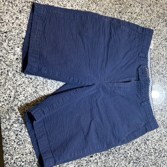 Men’s Shorts - Picture 1 of 6